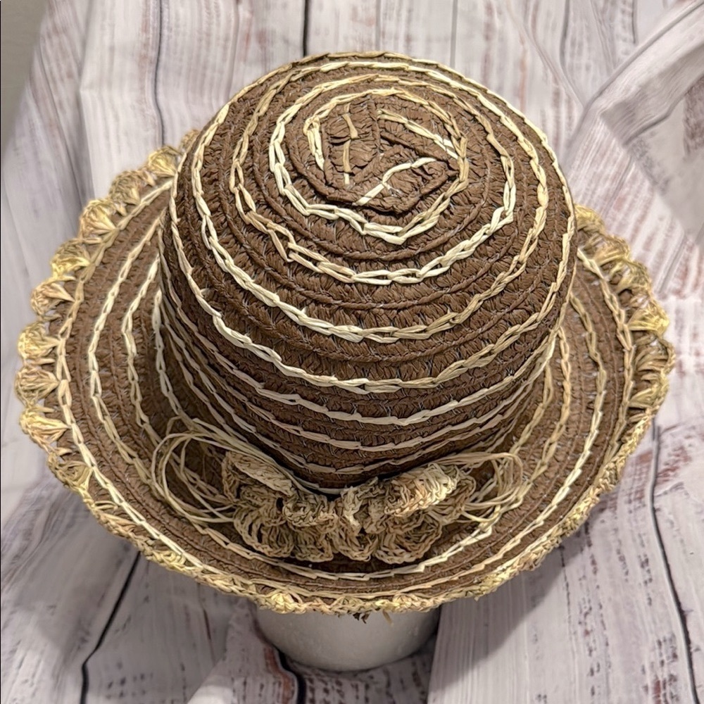 Raffia Brown and Cream Straw Sun Hat